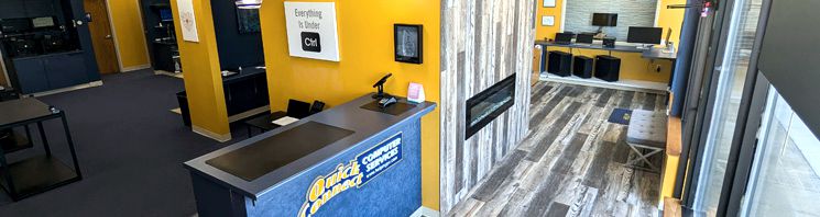 Welcoming & Clean Computer store